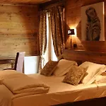 Panzió Les Trompeurs Chez Odette 3*