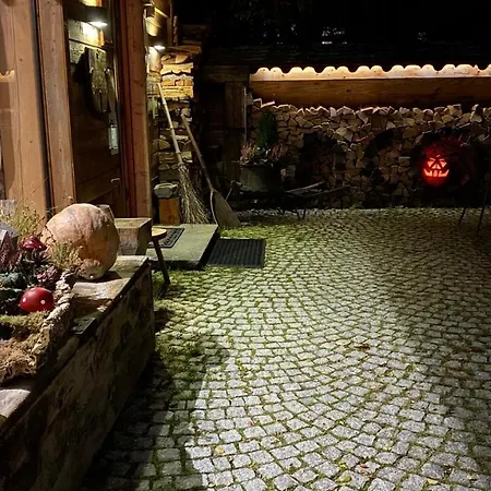 Les Trompeurs Chez Odette 2*