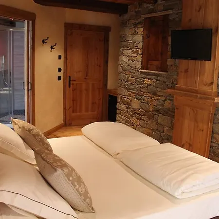 Bed & Breakfast Les Trompeurs Chez Odette Cogne