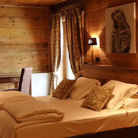 Nocleg ze śniadaniem Les Trompeurs Chez Odette 2*