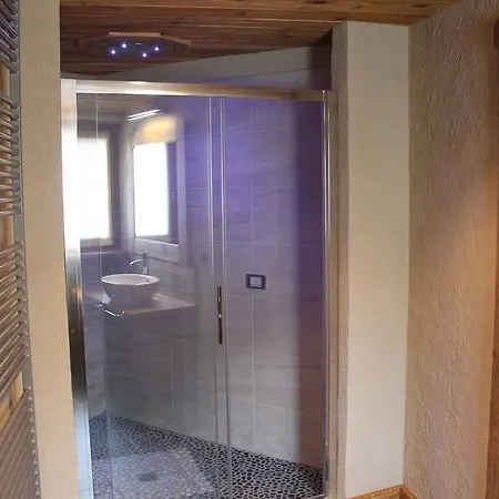 Les Trompeurs Chez Odette Cogne