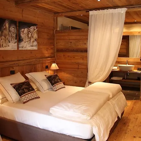 Bed & Breakfast Les Trompeurs Chez Odette 3*