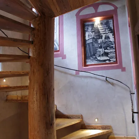 Les Trompeurs Chez Odette Cogne