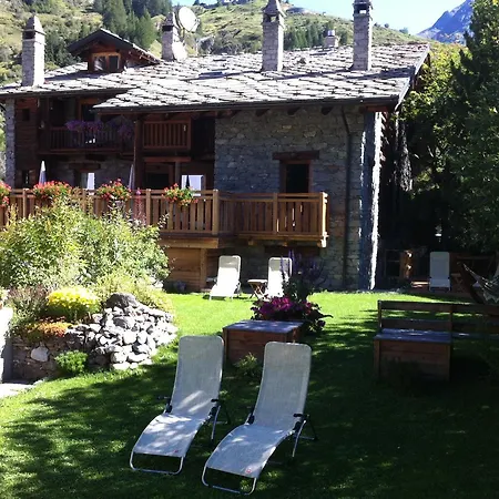 Les Trompeurs Chez Odette Panzió Cogne