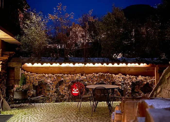 Les Trompeurs Chez Odette Bed & Breakfast 3*